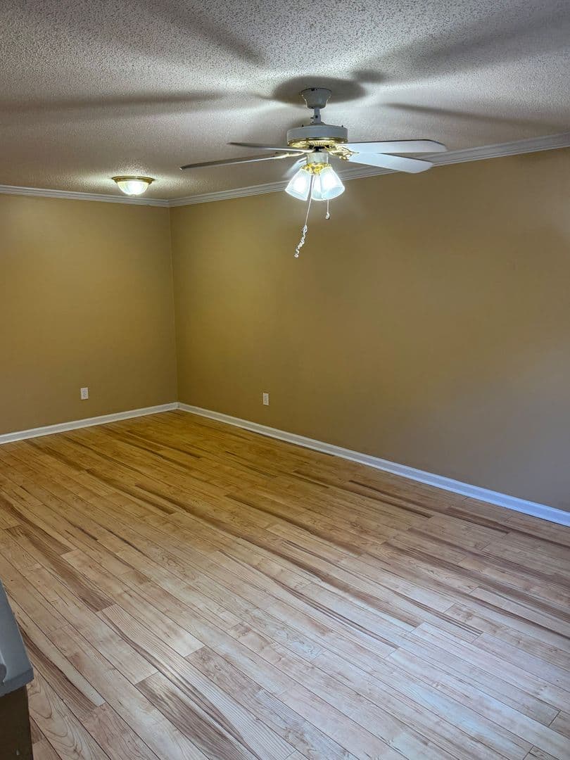 Athens Townhome: 100 Woodstone Dr. # 33