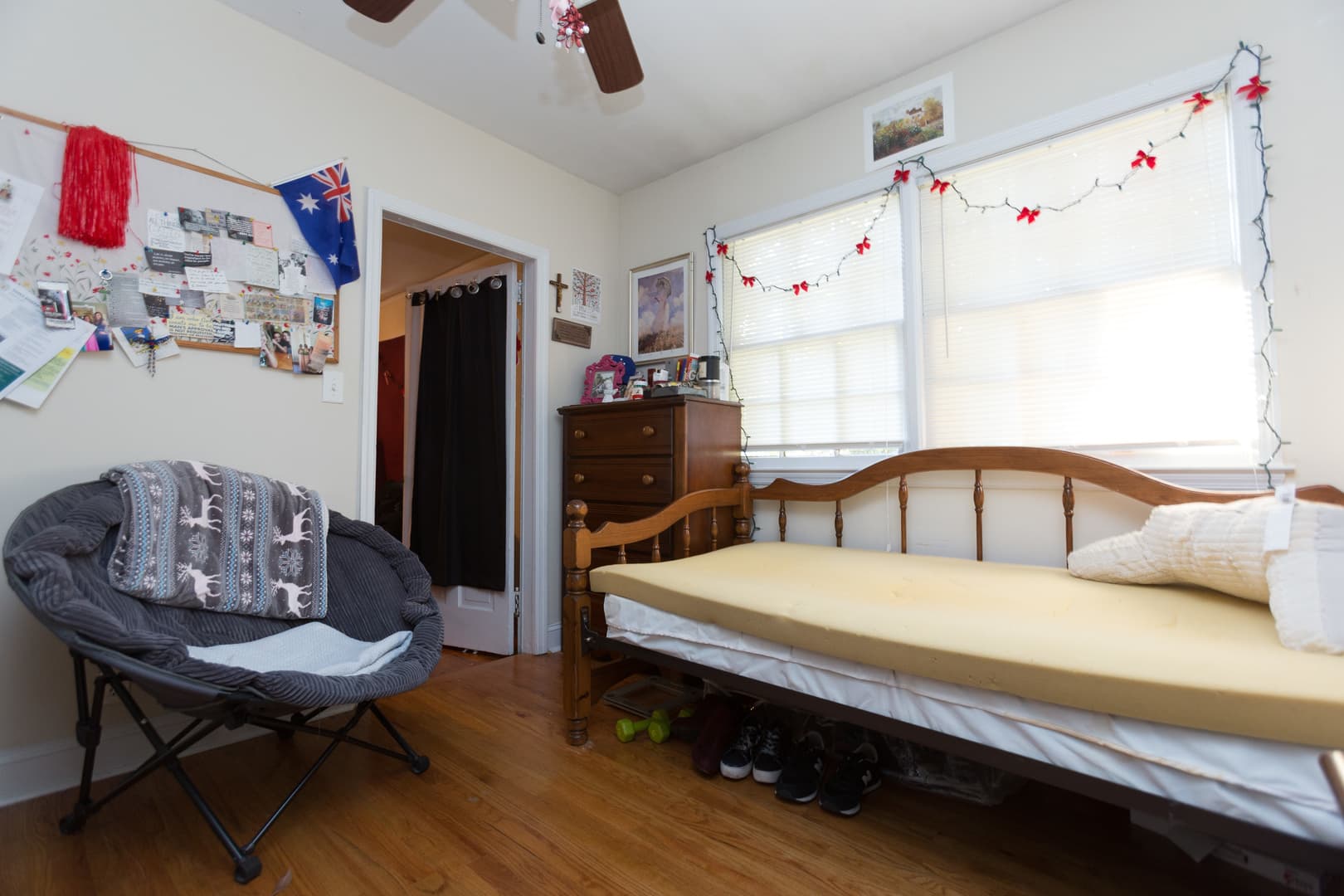 Athens House: 695 King Avenue - Down
