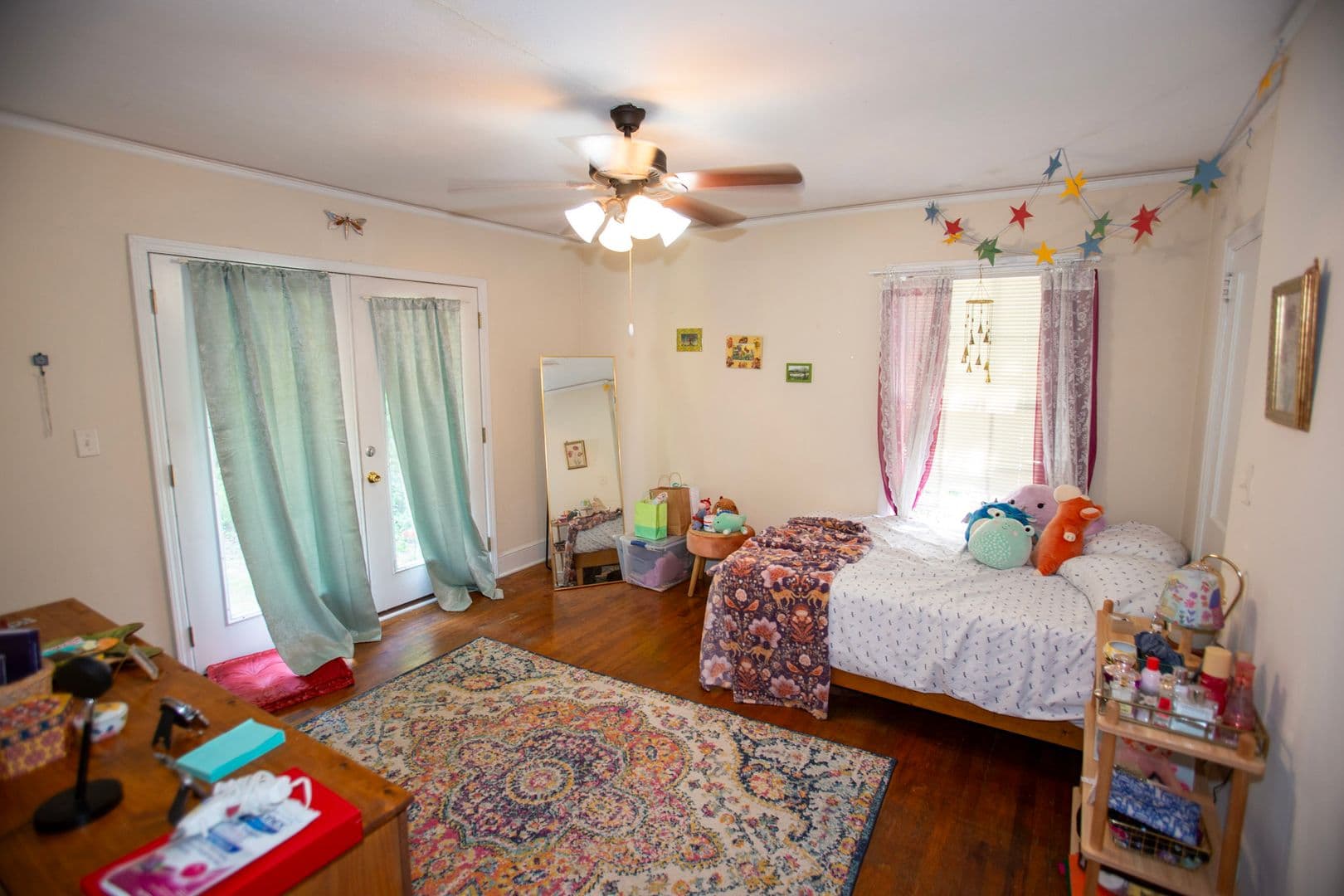 Athens House: 695 King Avenue - Down