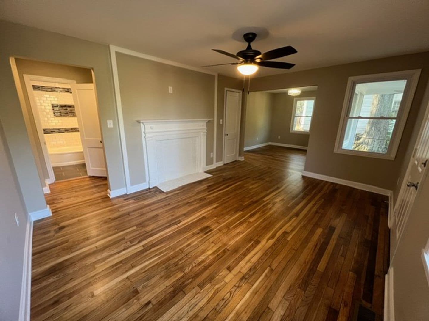 Athens House: 375 Price Ave.