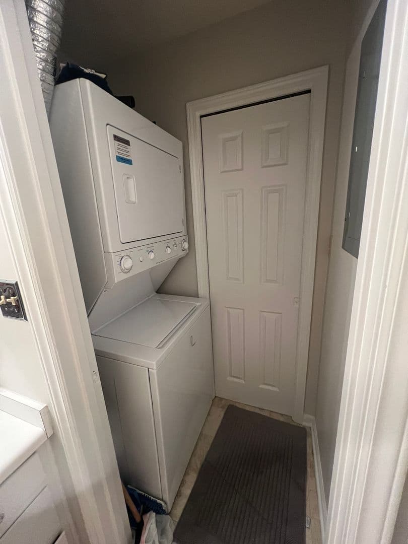Athens Condo: 174 Talmadge St. # 19