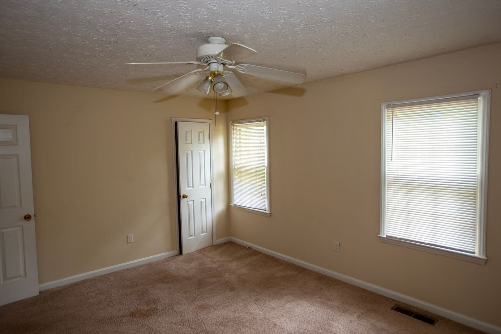 Athens Condo: 1905 S. Milledge Avenue #16
