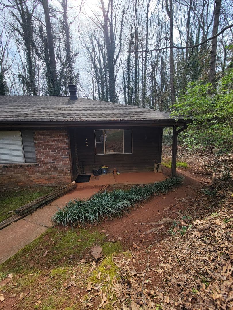 Watkinsville House: 80 Cedar Dr. Unit B