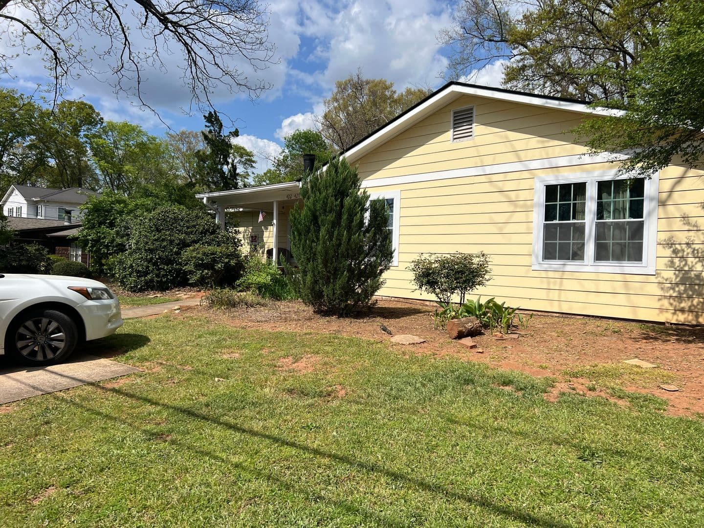 Athens House: 420 Yonah Avenue
