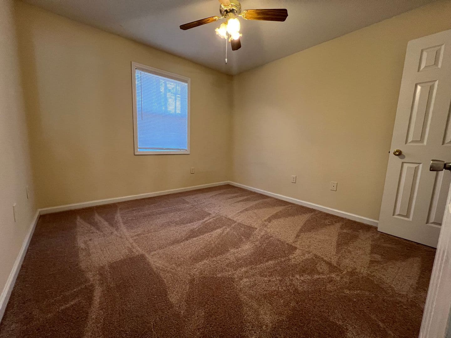 Athens Townhome: 1850 Cedar Shoals Dr. # D3