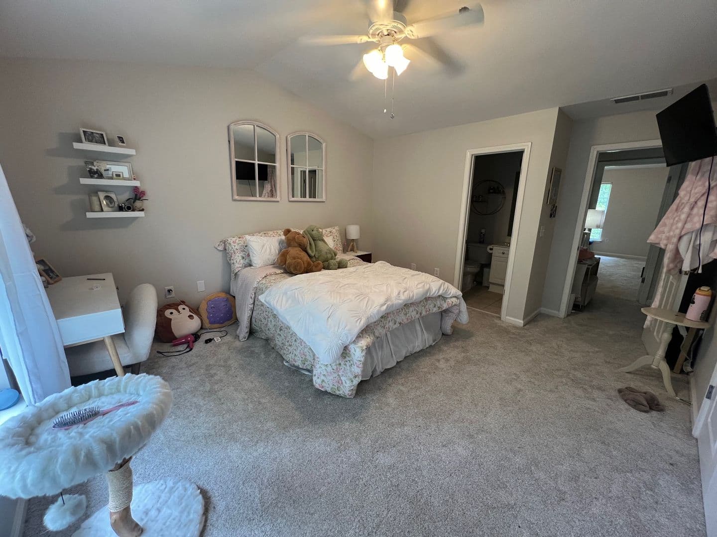 Athens Townhome: 490 Barnett Shoals #628