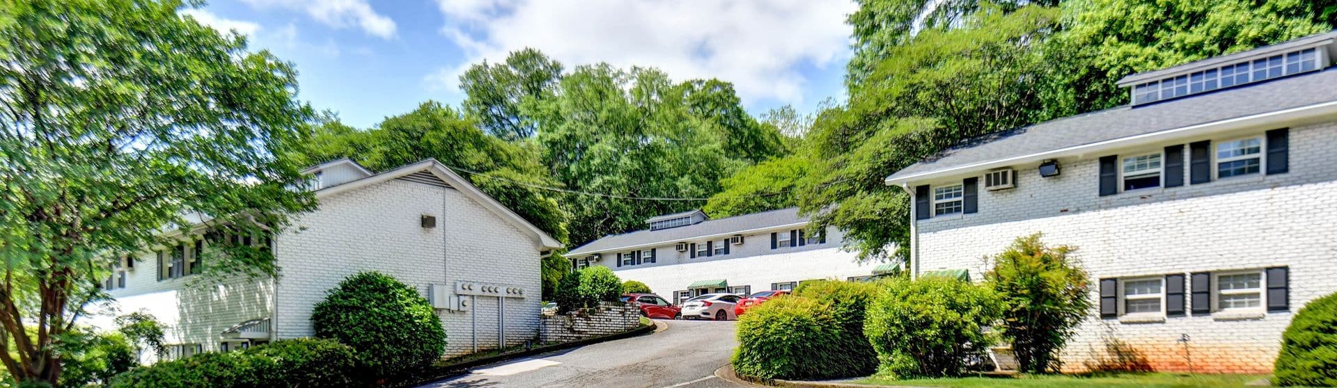 Athens Apartment: 244 Barber St.