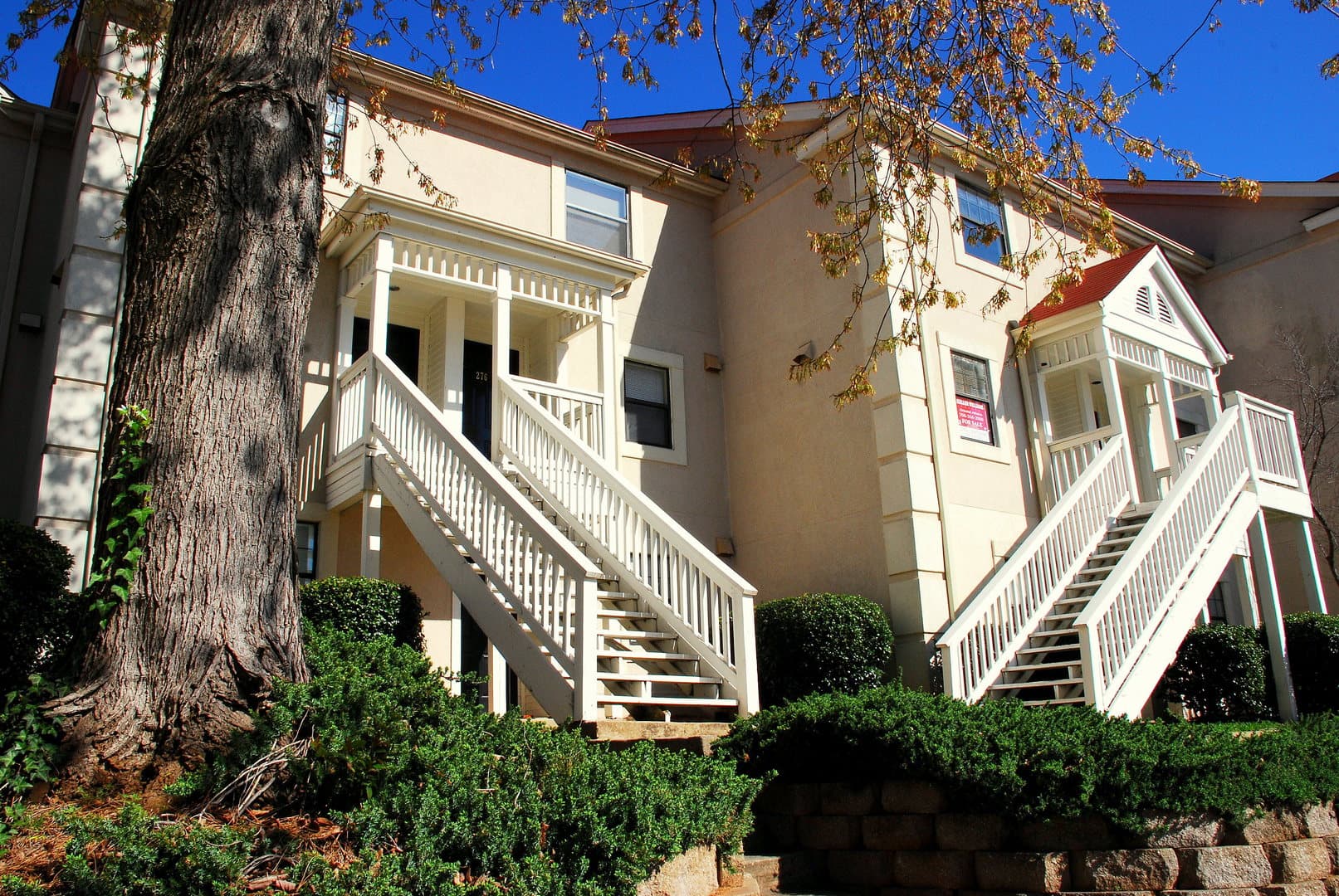 Athens Townhome: 210 Appleby Drive #226