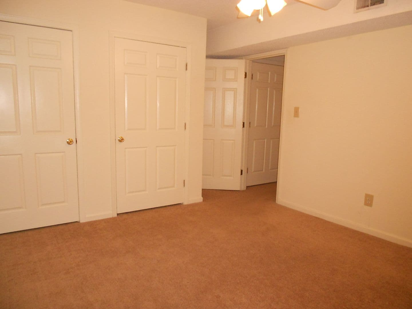 Athens Condo: 210 E. Cloverhurst Ave. #16