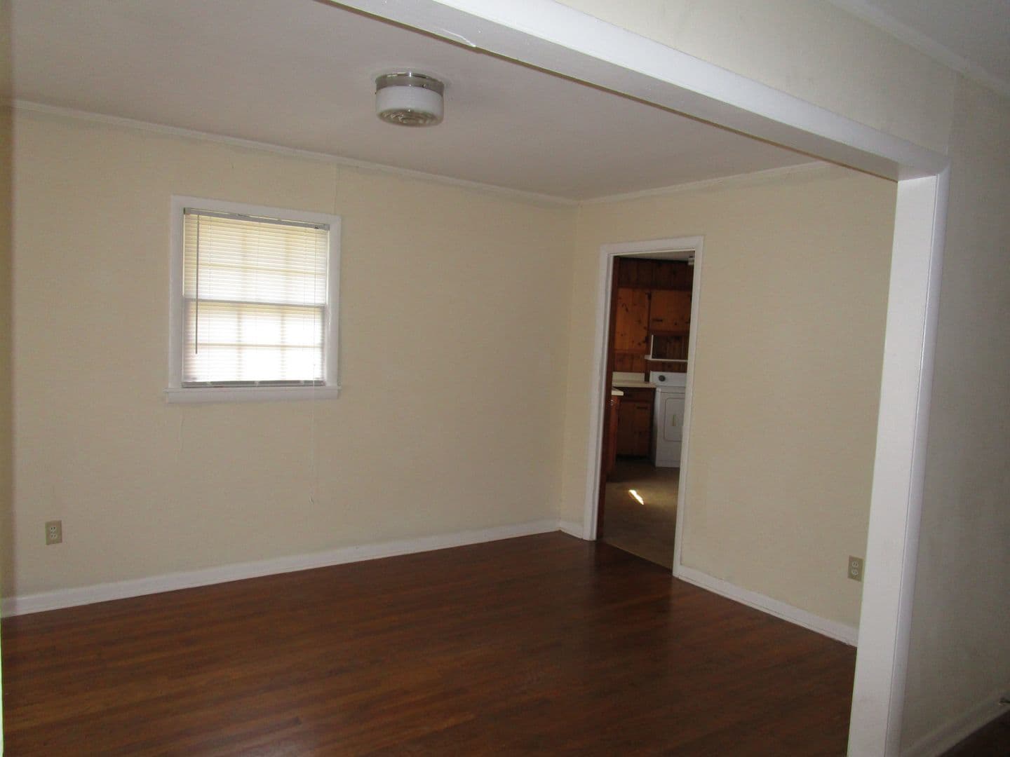 Athens House: 435 Carlton Terrace