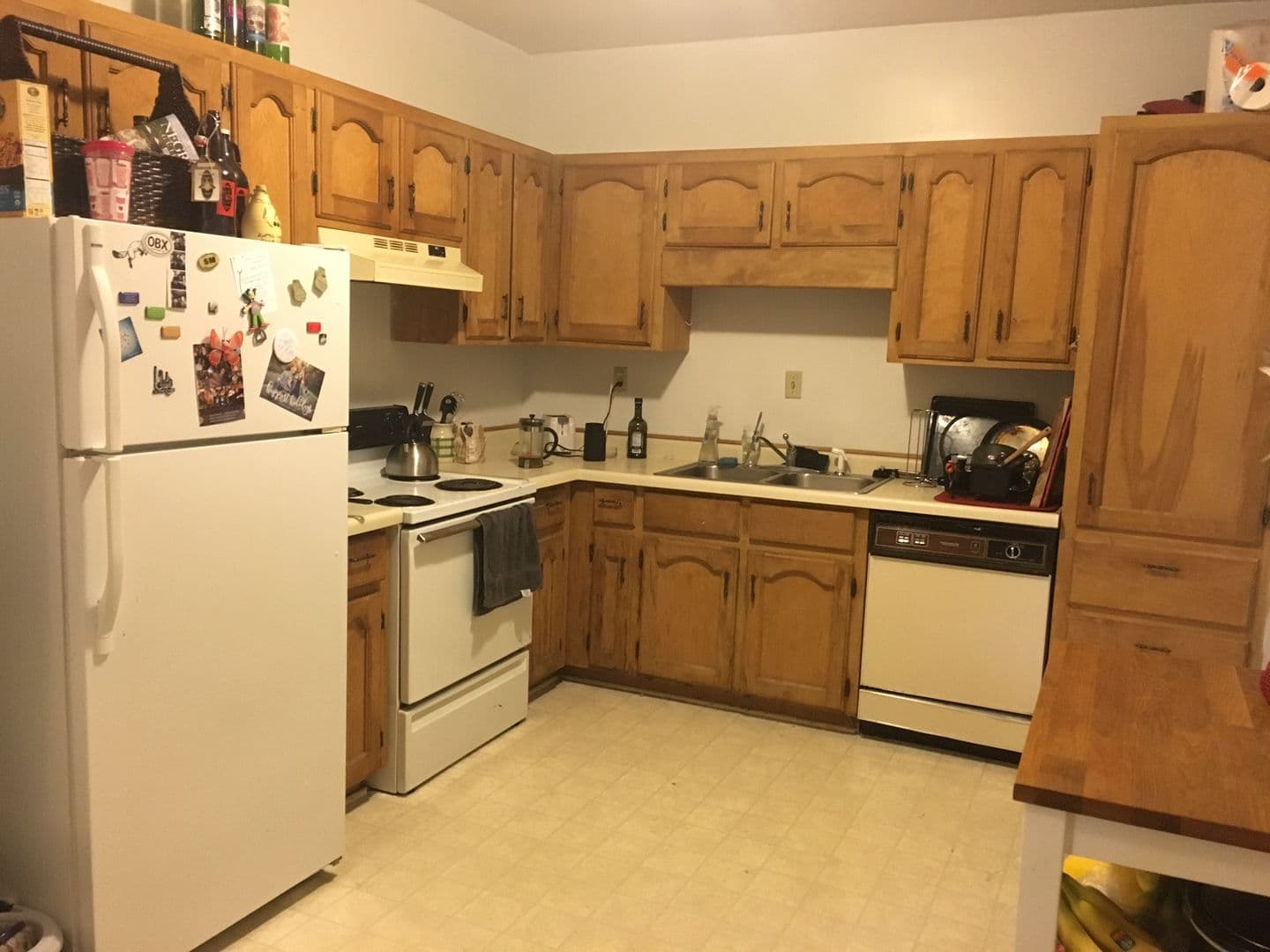 Athens Apartment: 235 Hill St.