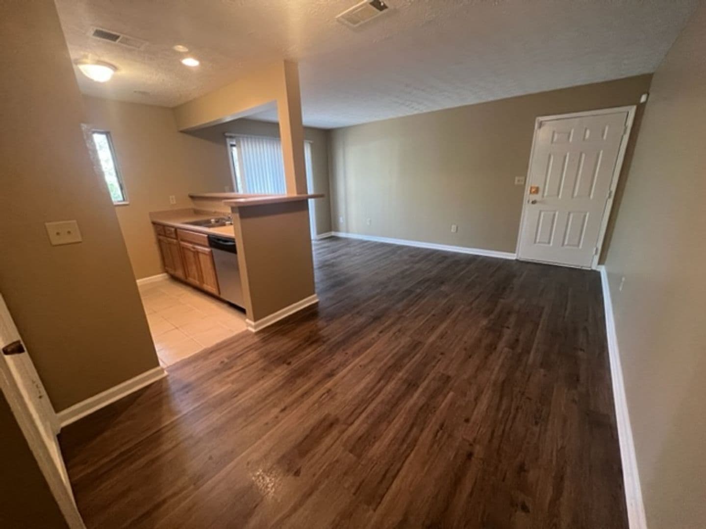 Athens Condo: 297 Peabody Street # 18