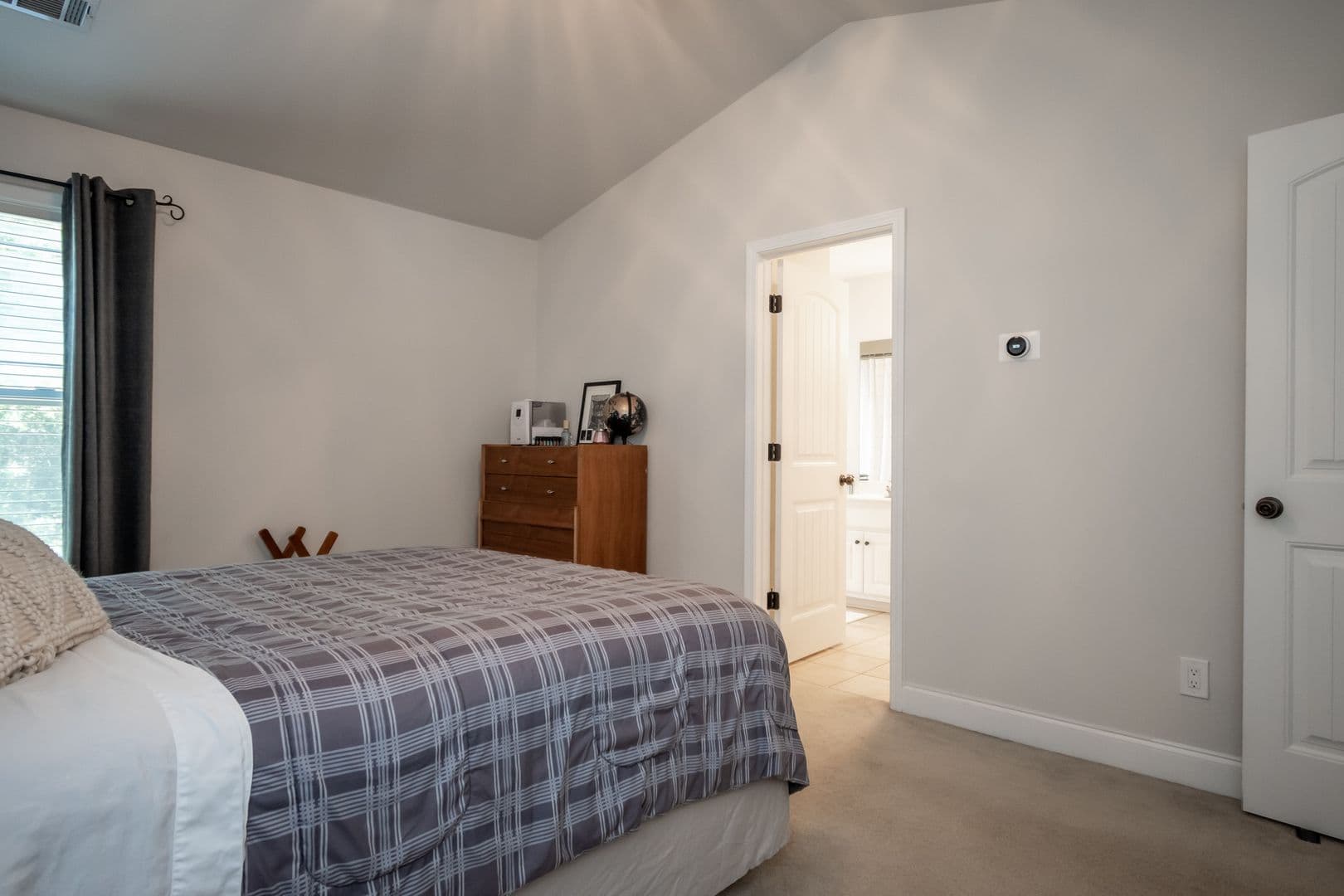 Athens Townhome: 143 Foreman Dr.