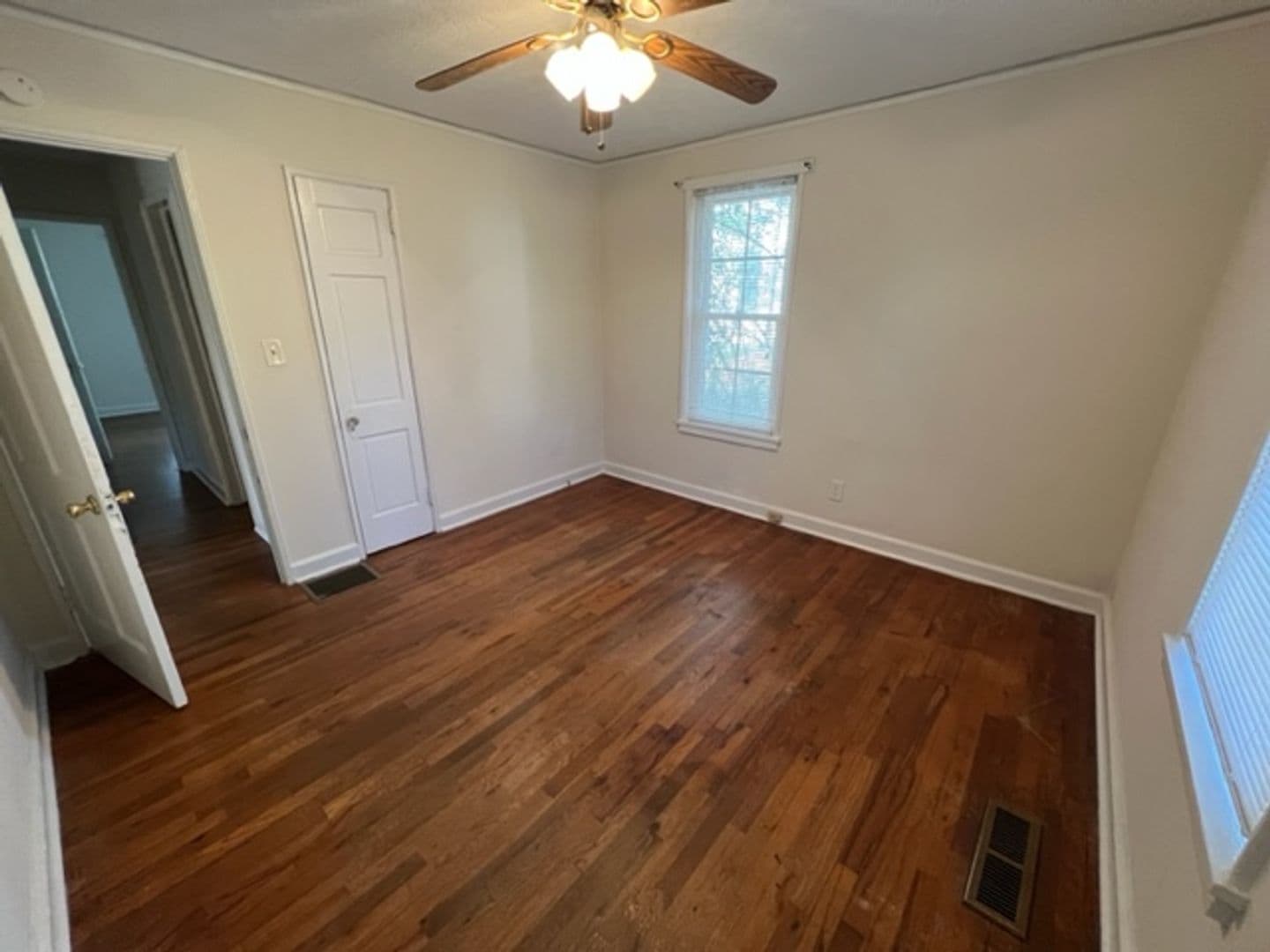 Athens House: 155 Greenwood Dr.