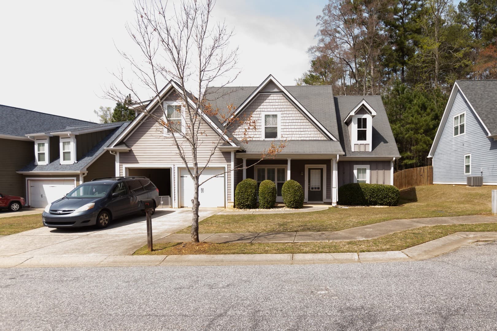 Athens House: 557 Edgewood Dr.