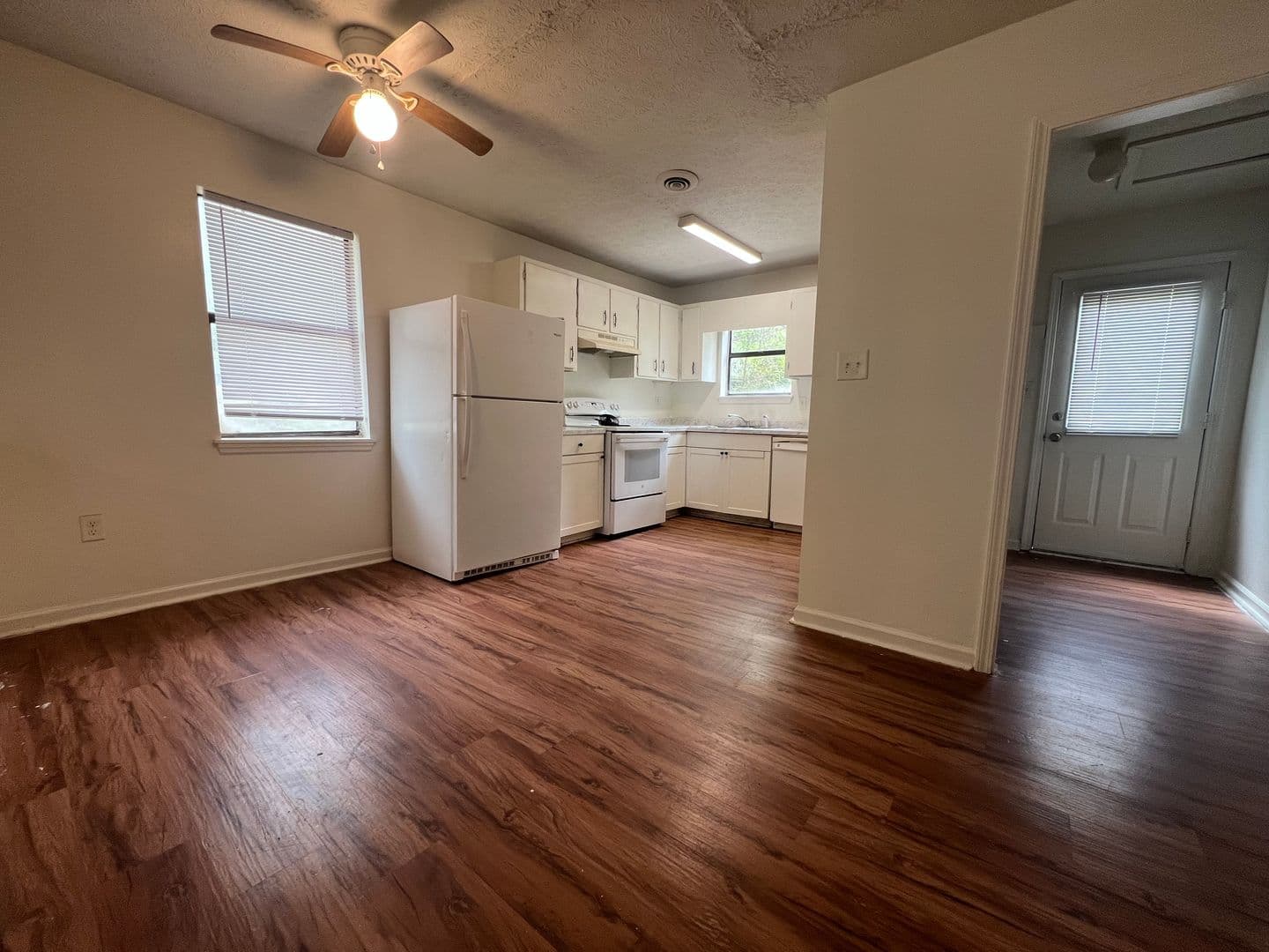 Athens House: 142 Christy Court