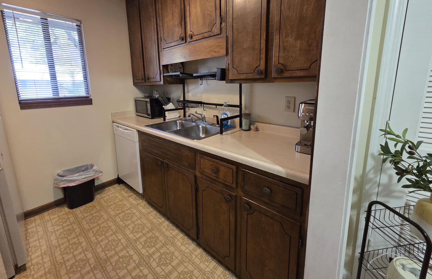 Athens Condo: 297 Peabody Street # 1