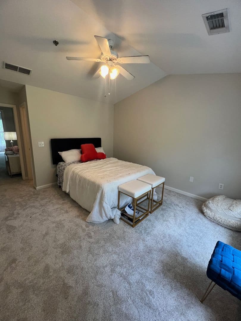 Athens Townhome: 490 Barnett Shoals #628