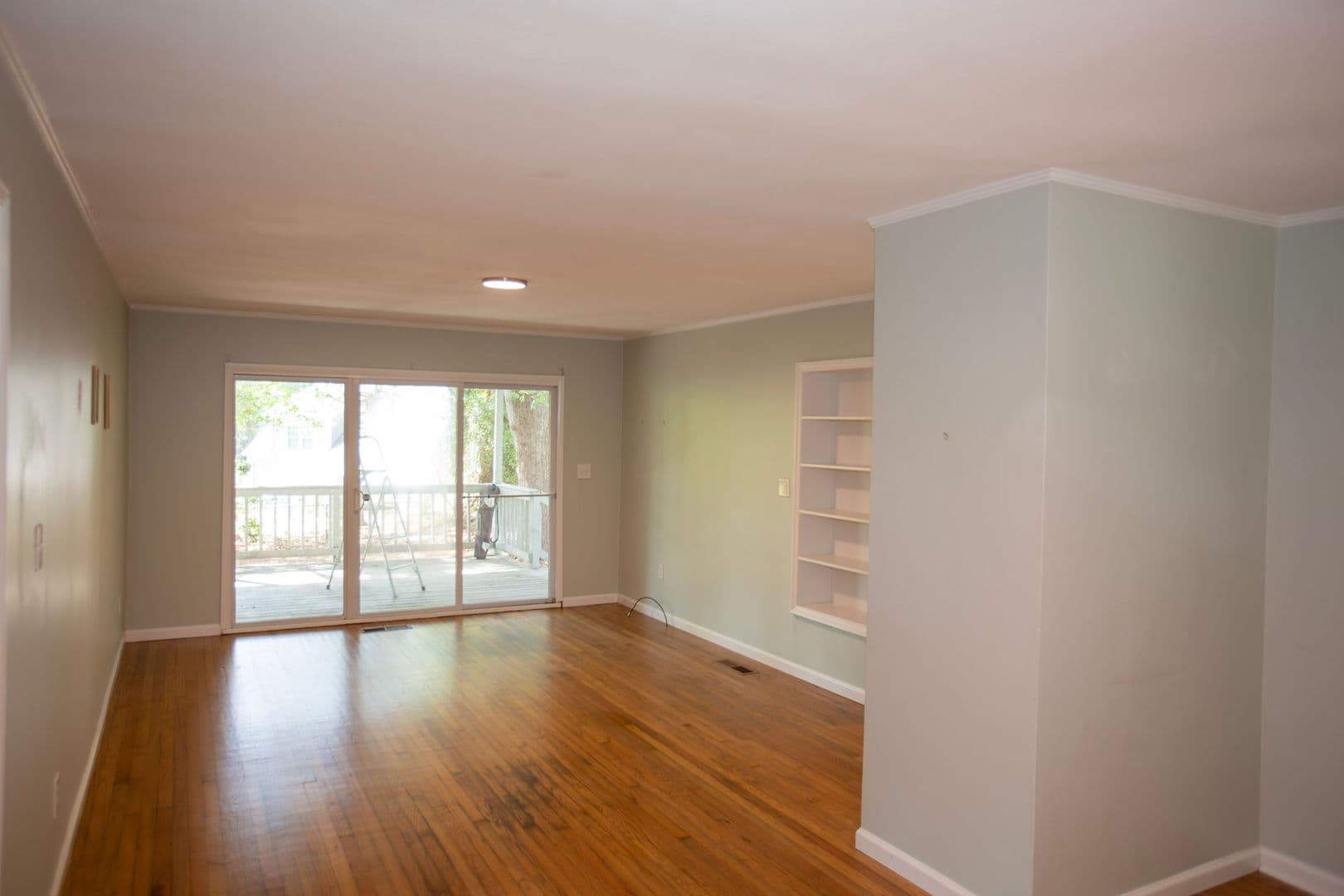 Athens House: 230 Habersham Way