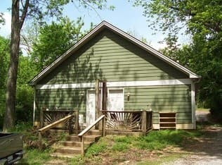 Athens House: 248 Vine Street, Unit A