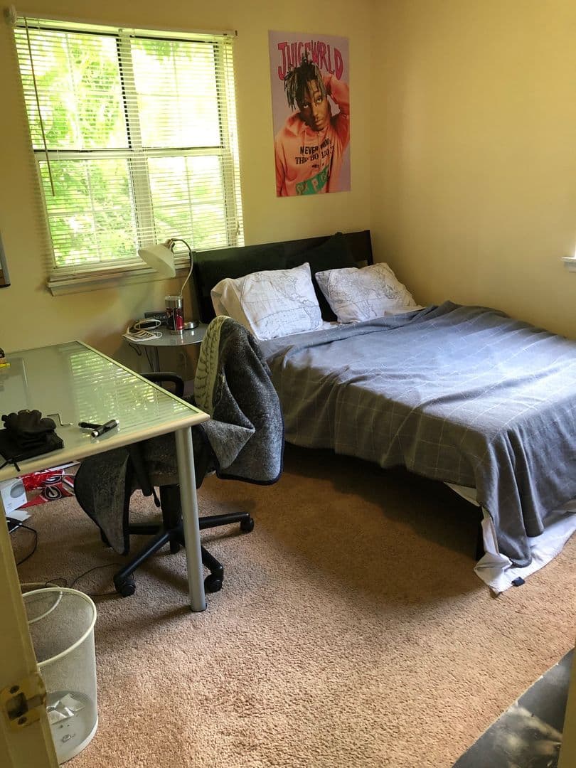Athens House: 394 Oconee Street #25