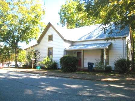 Athens House: 350 Satula Avenue C
