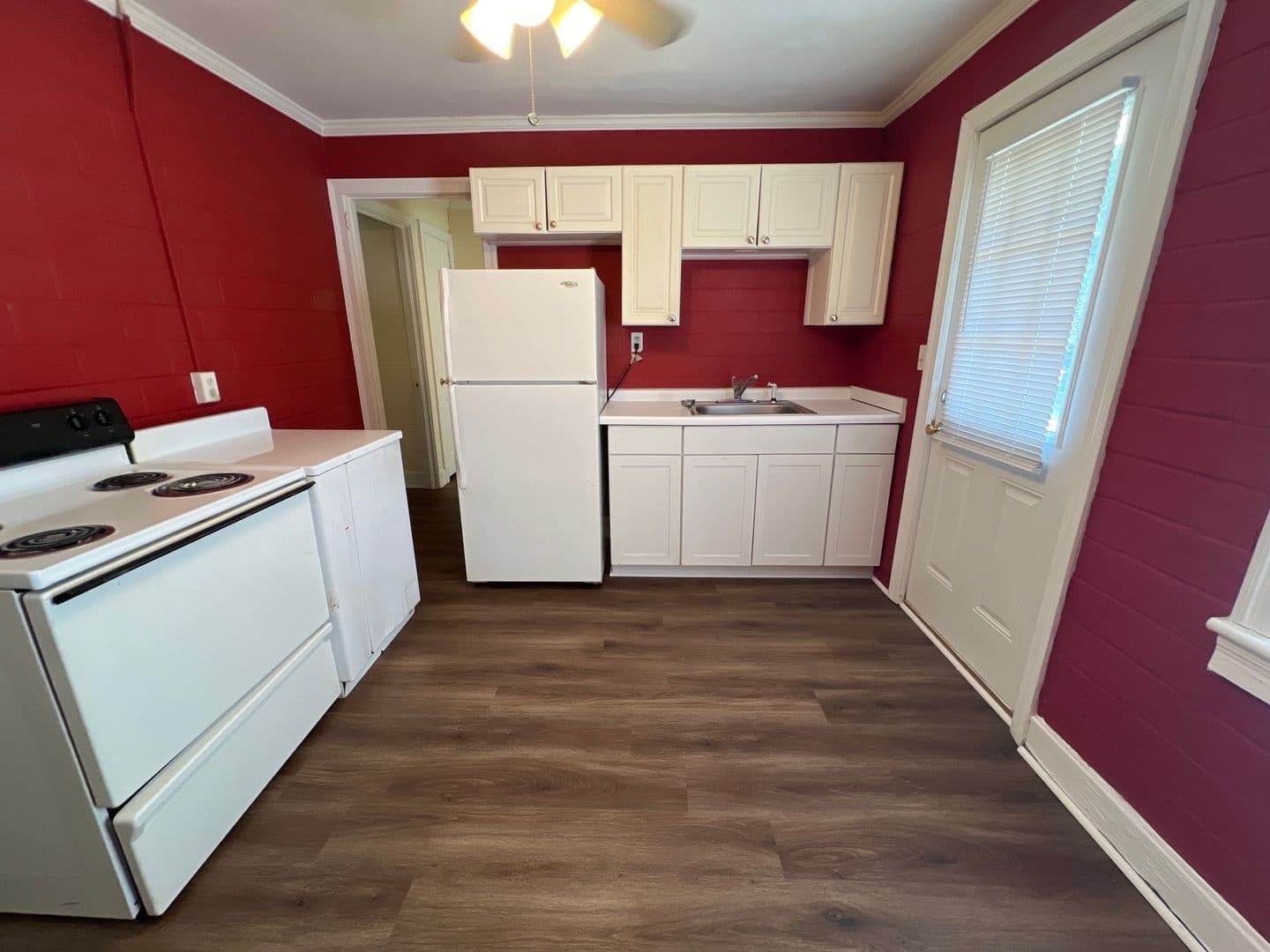 Athens Apartment: 325 S. Harris Street
