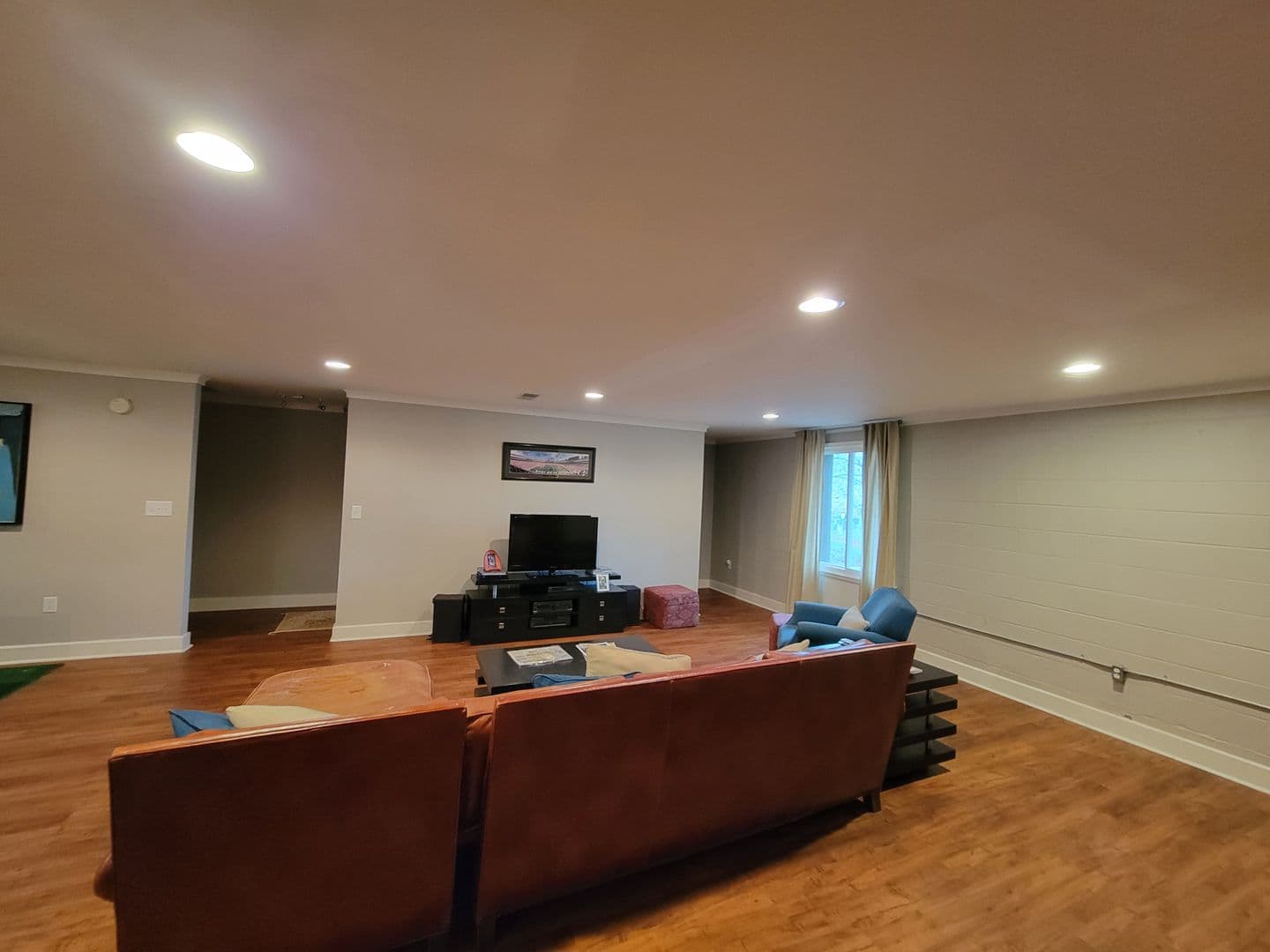 Athens House: 125 Boulevard
