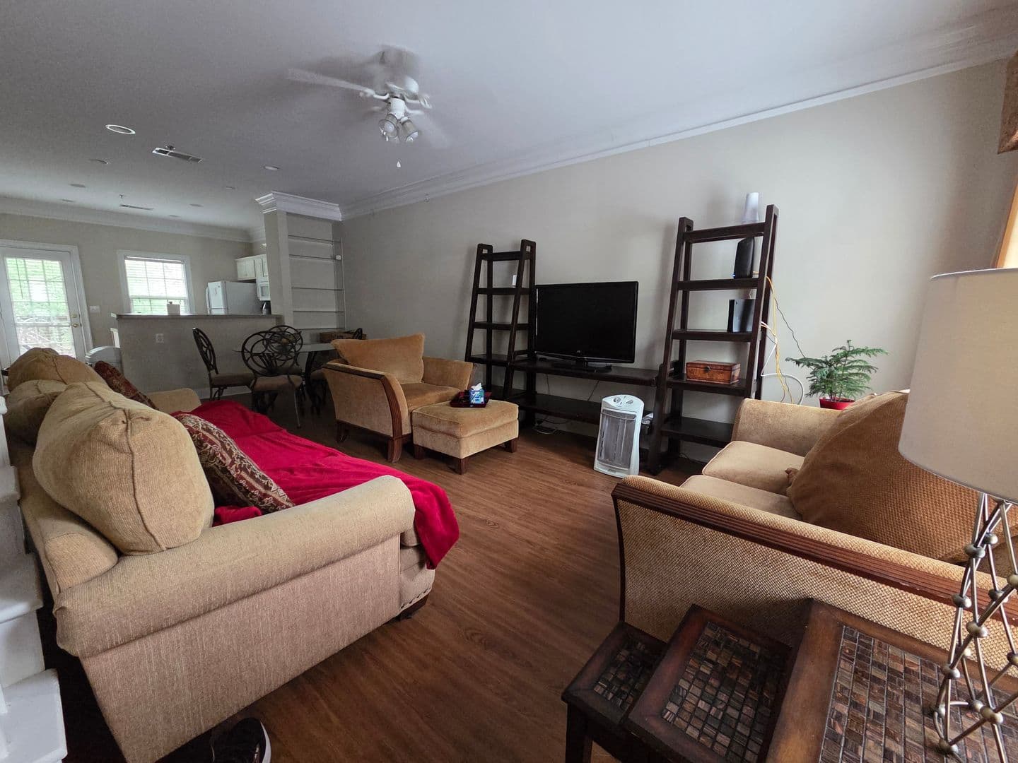 Athens Townhome: 101 Woodlake Drive #406