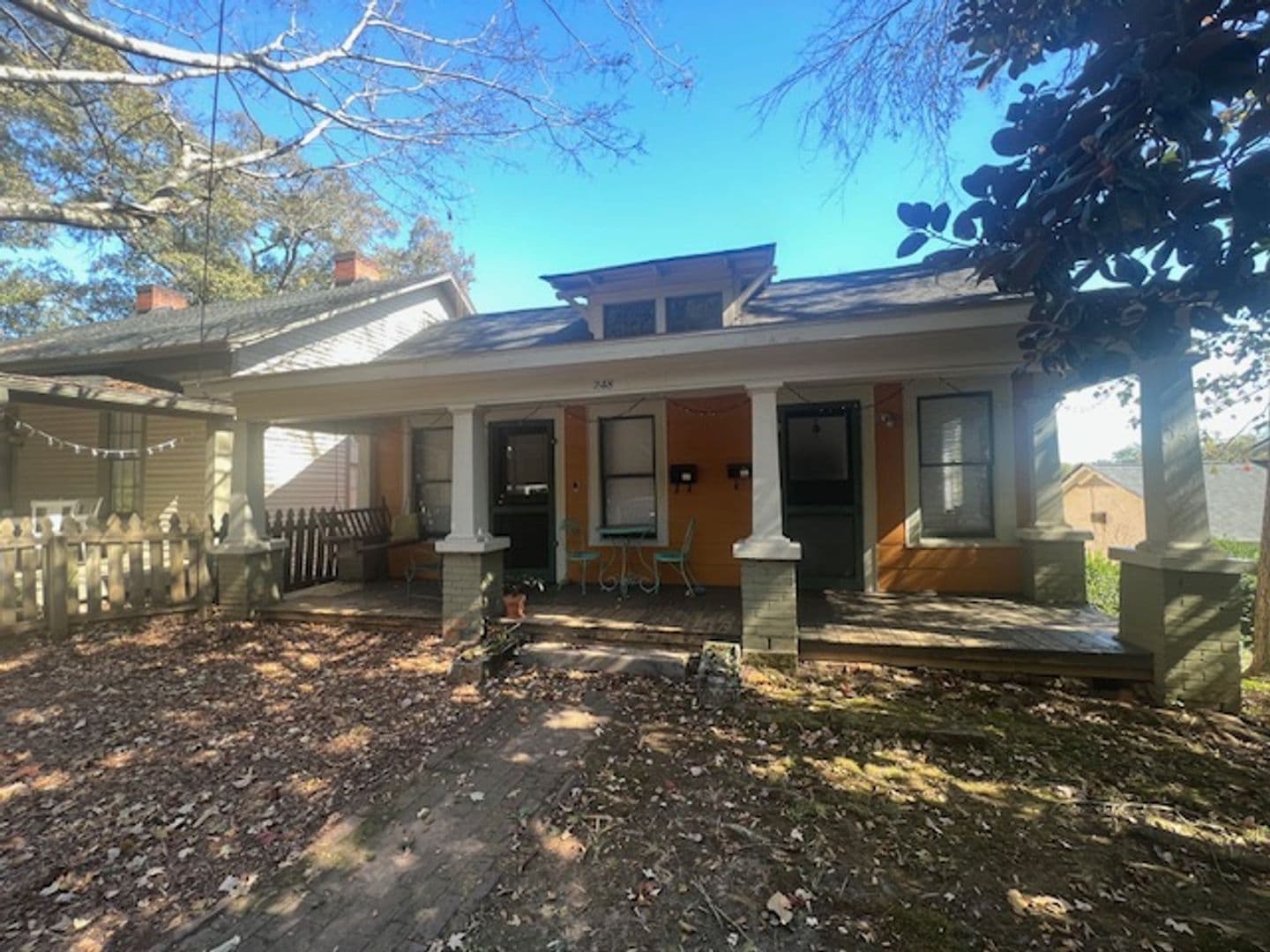 Athens House: 248 Barber St. unit B