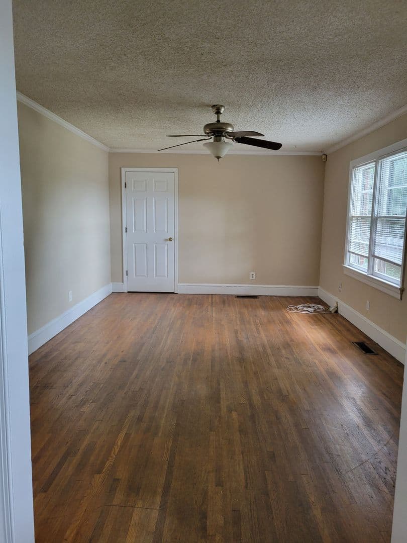 Athens House: 36 Holman Ave. - Front Unit