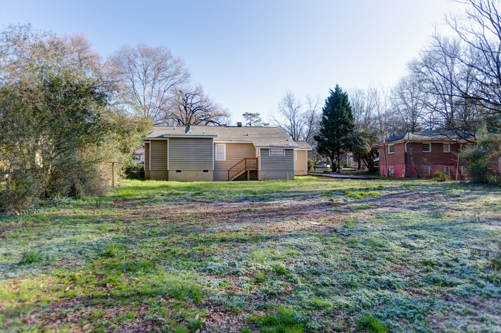 Athens House: 345 Sunset Drive