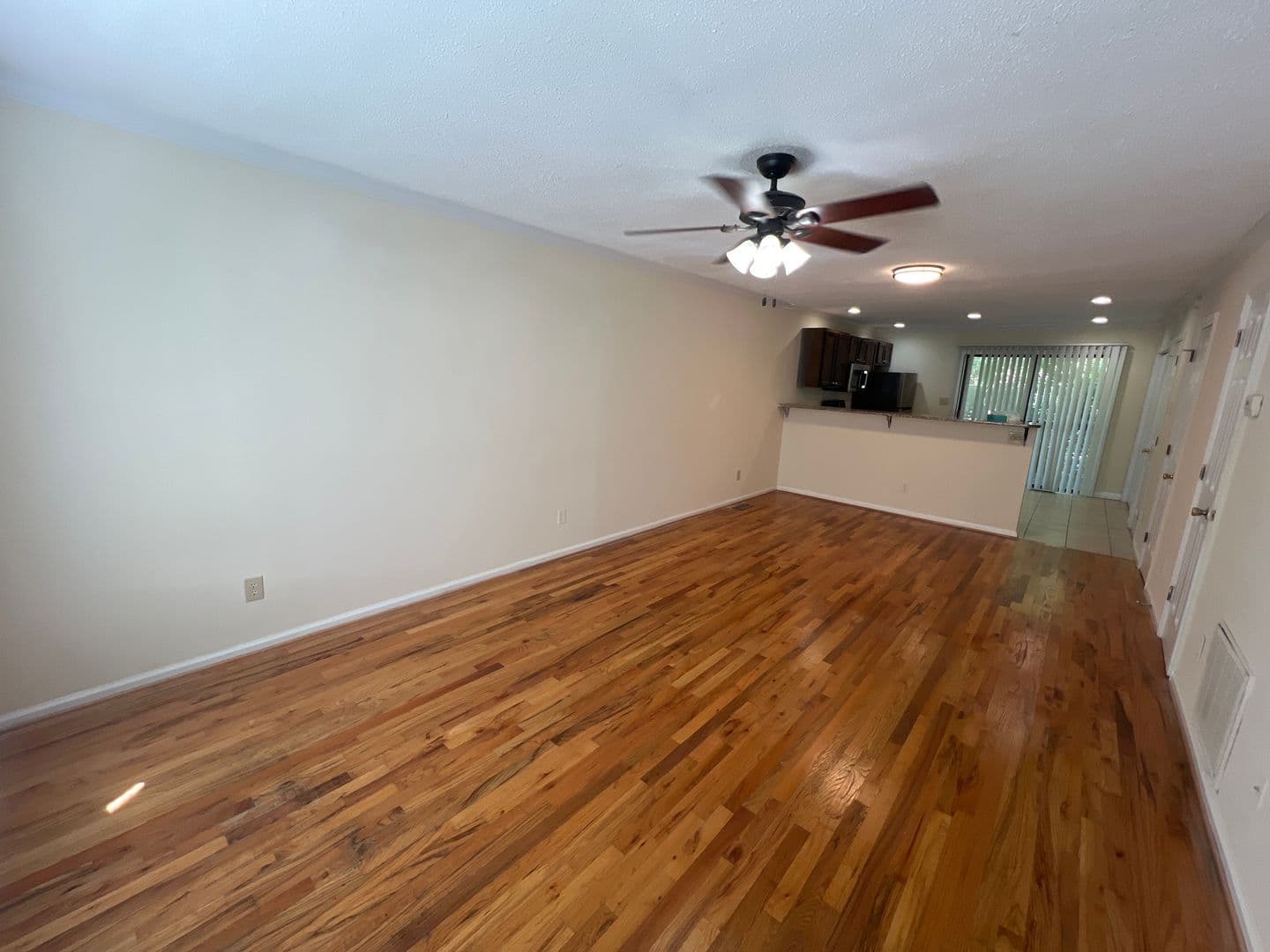 Athens House: 170 Northview Drive #3