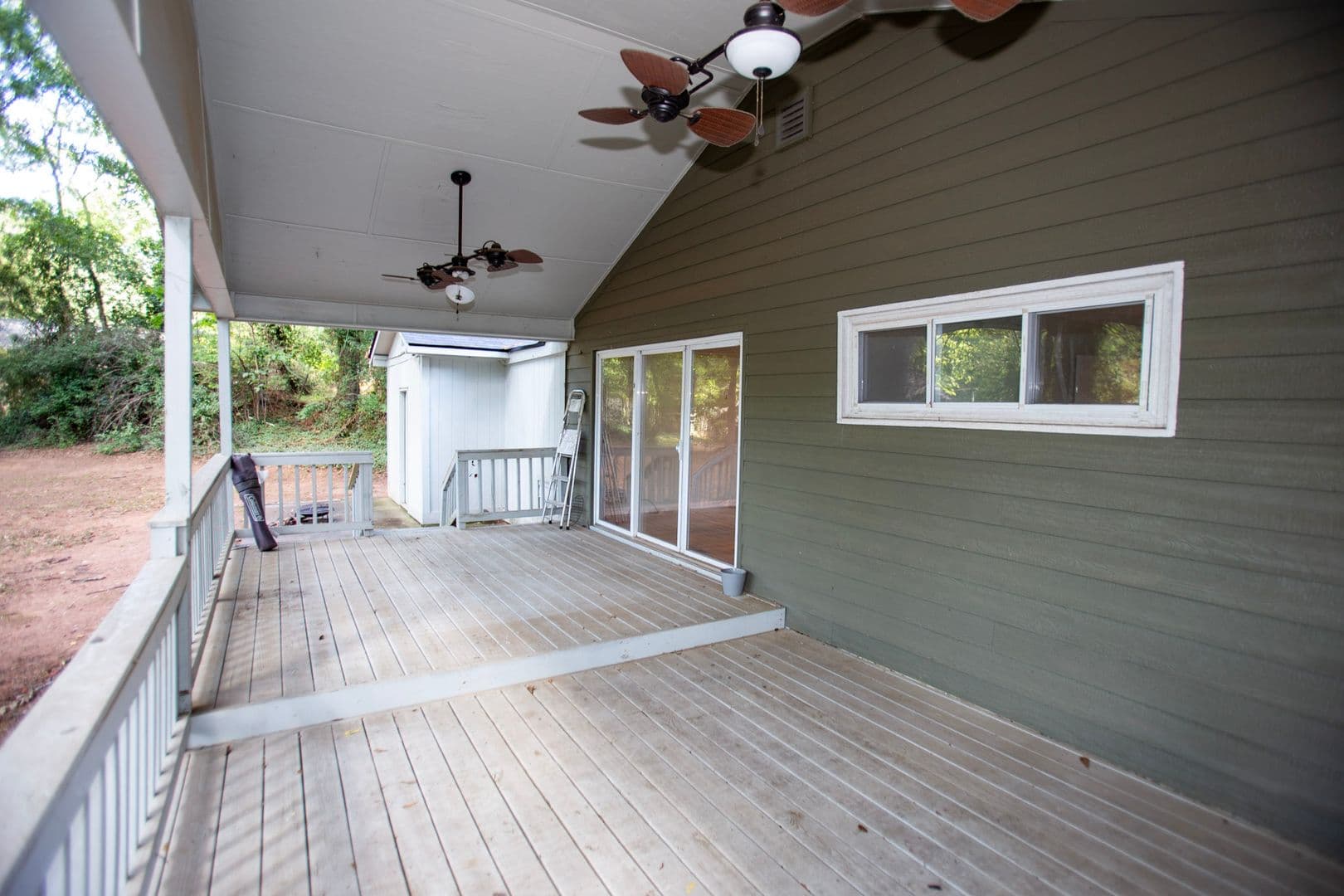 Athens House: 230 Habersham Way