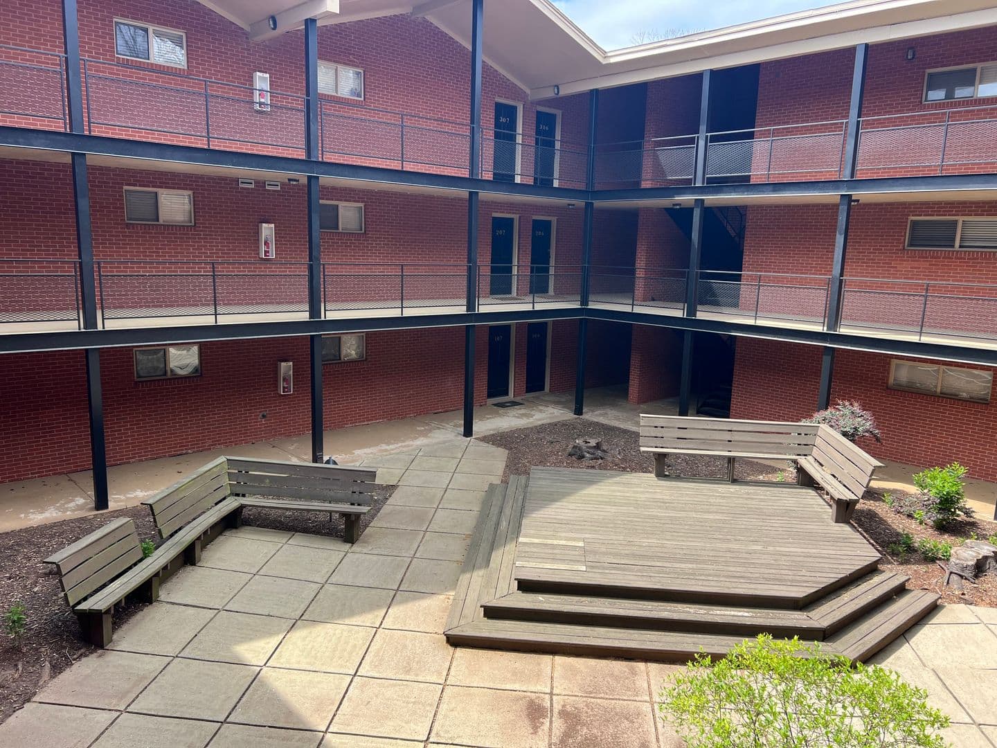 Athens Condo: 250 Little Street B202