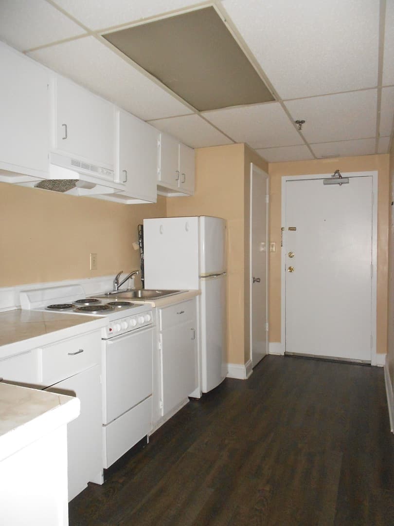 Athens House: 131 East Broad Street #403