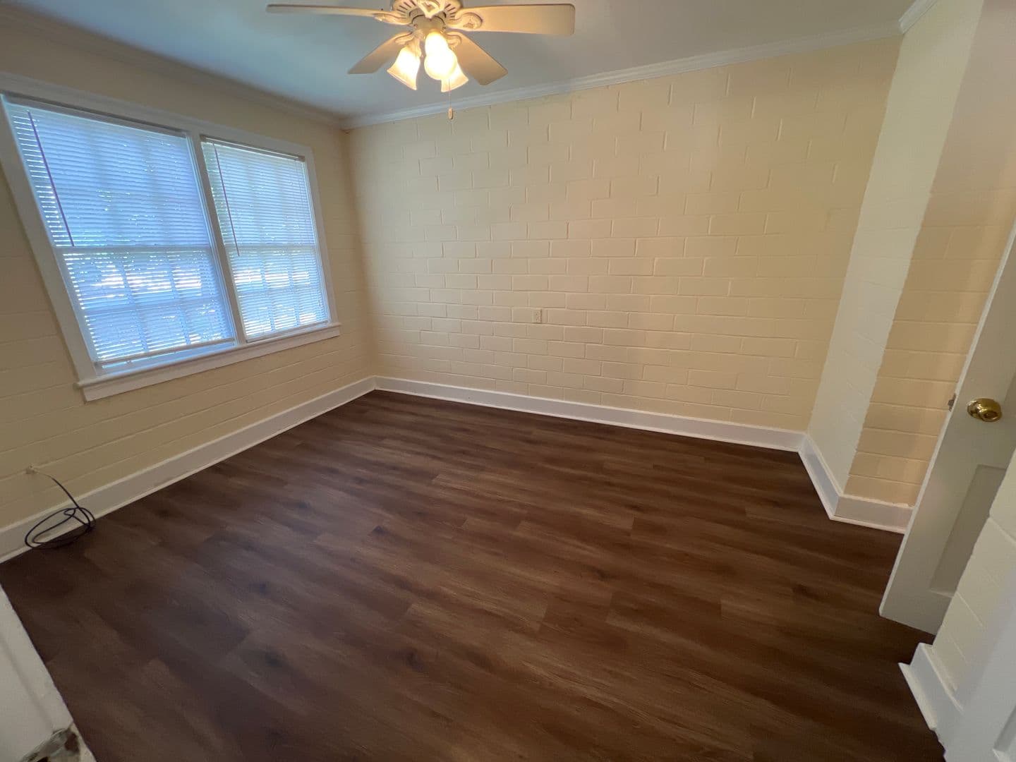 Athens Apartment: 325 S. Harris Street