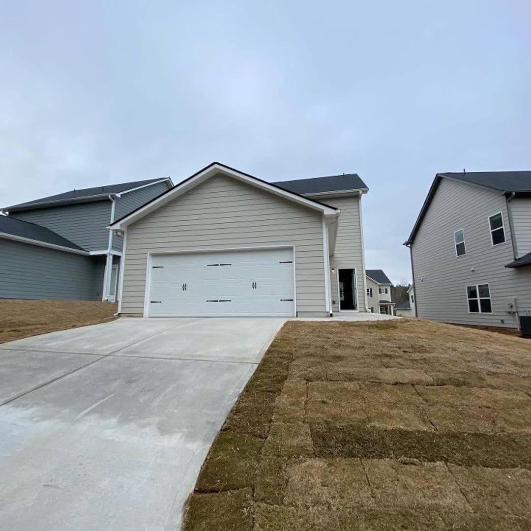 Athens House: 1274 Towne Square Court