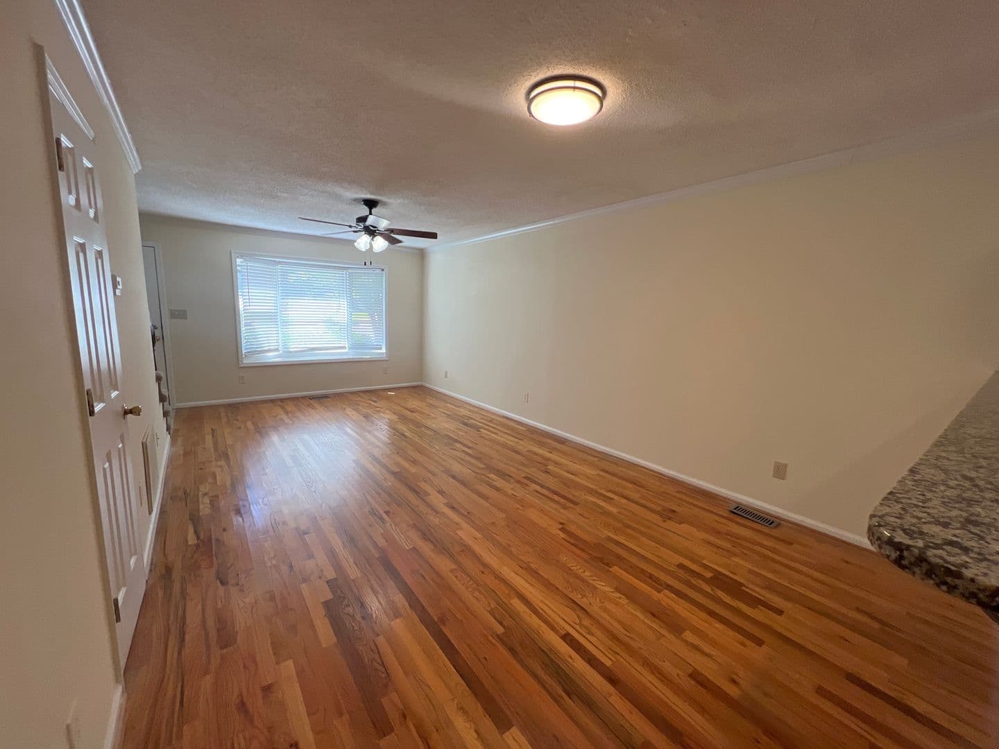 Athens House: 170 Northview Drive #3
