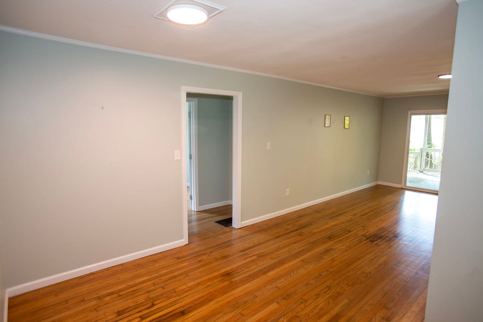 Athens House: 230 Habersham Way