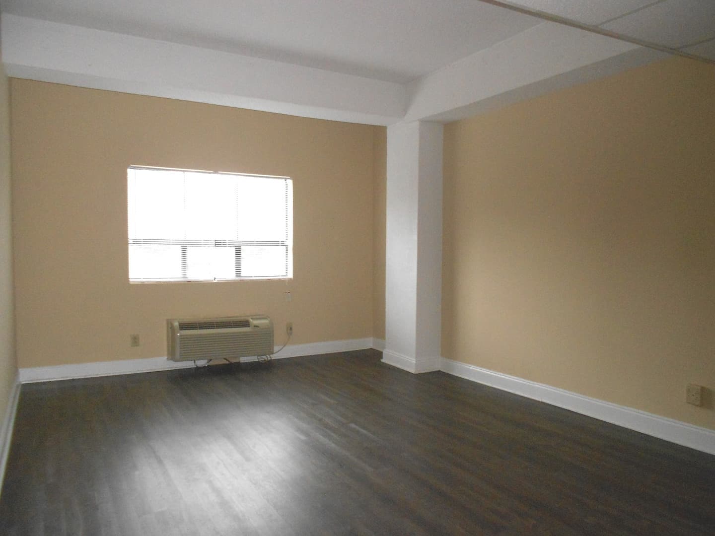 Athens House: 131 East Broad Street #403