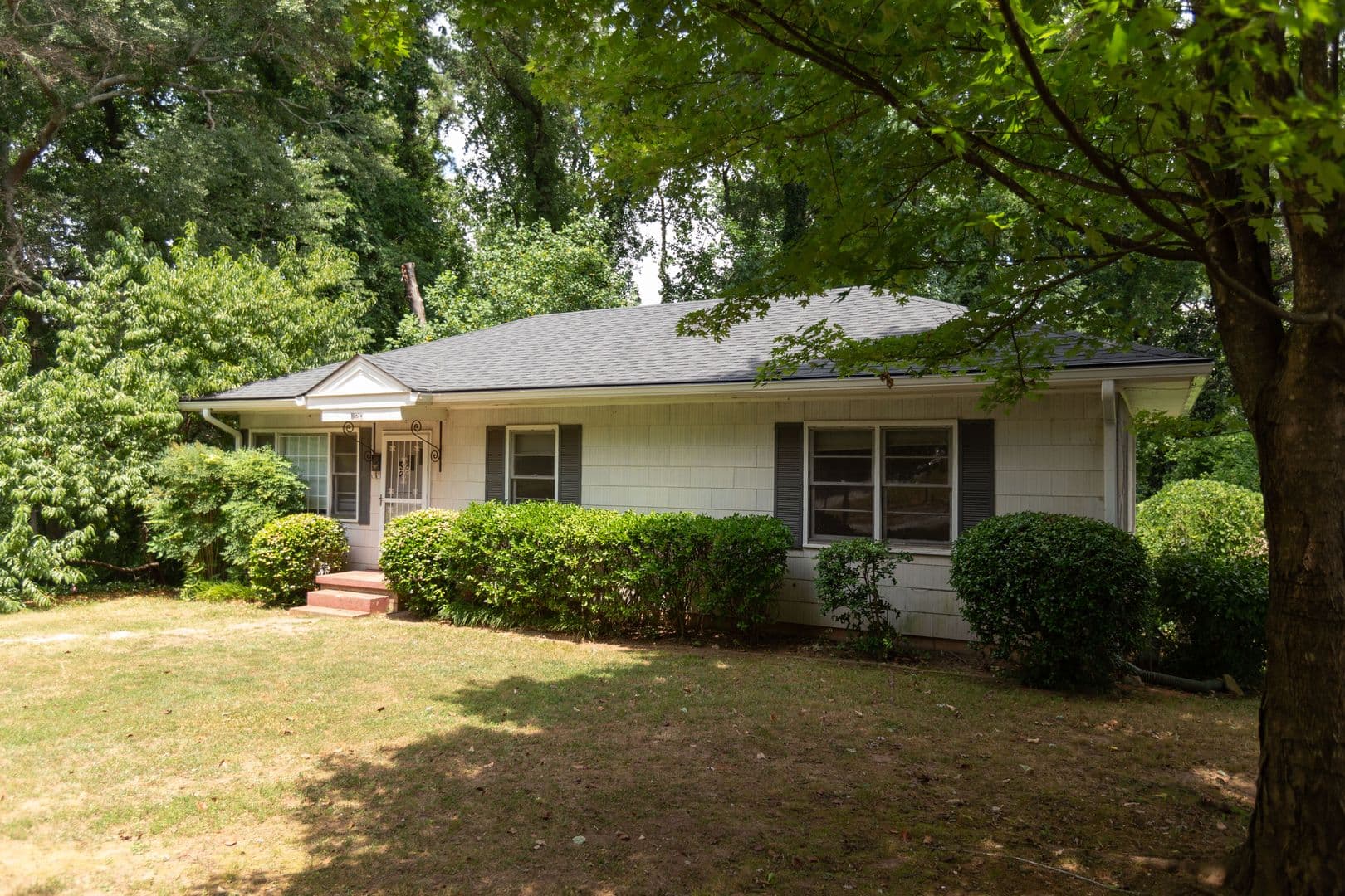 Athens House: 120 Park Ave.