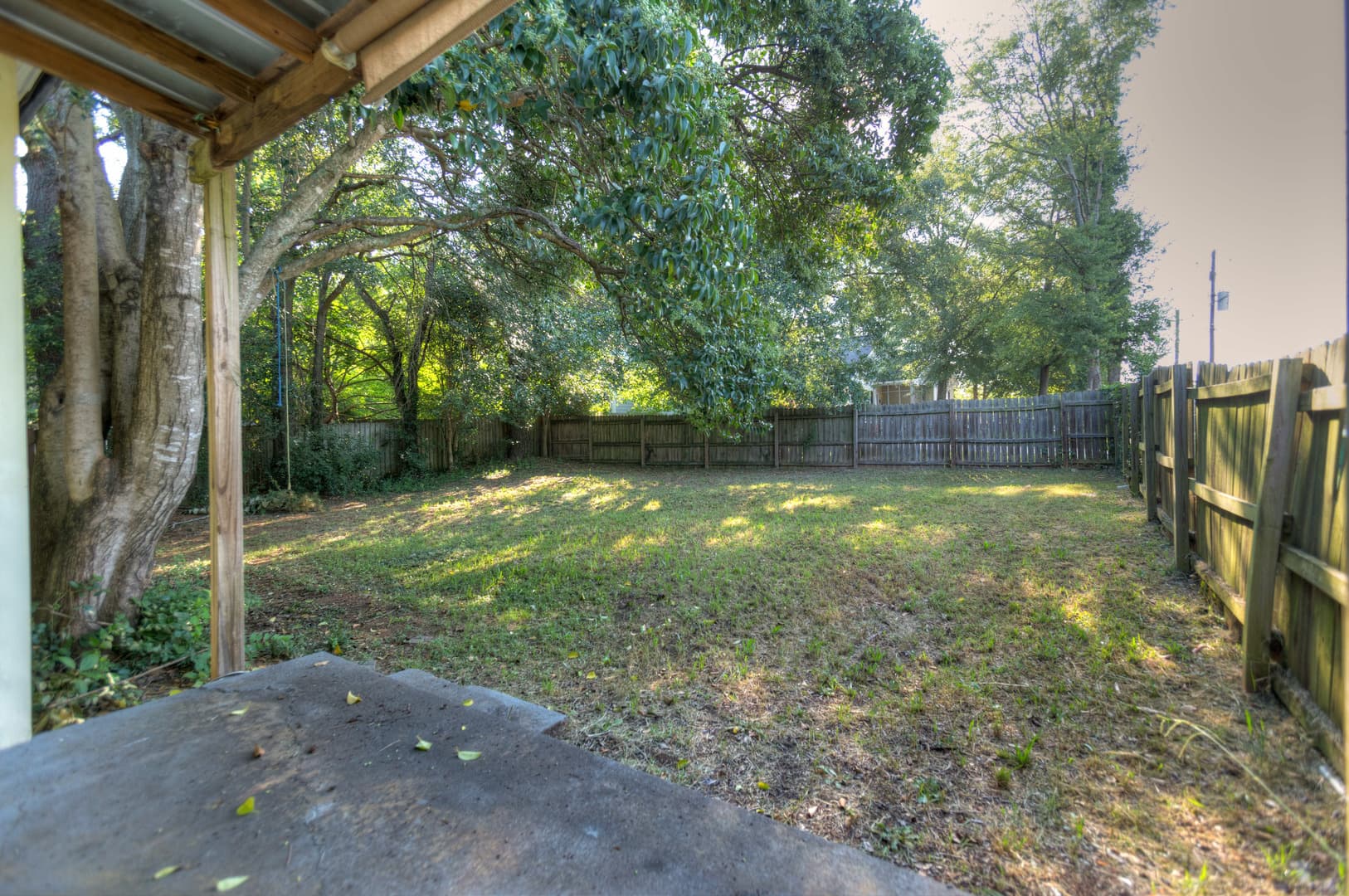 Athens House: 399 Price Avenue