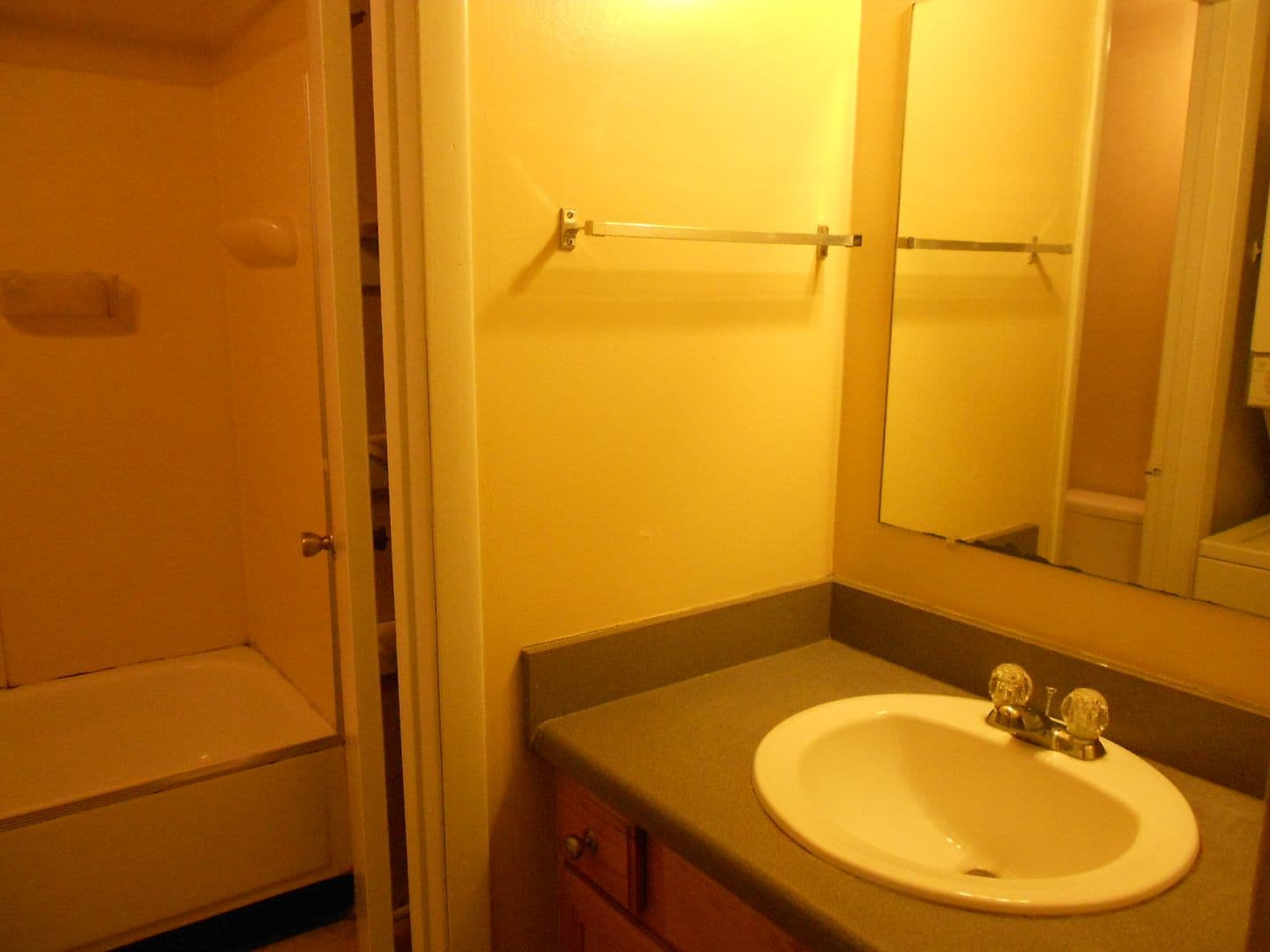 Athens Condo: 131 East Broad Street #604