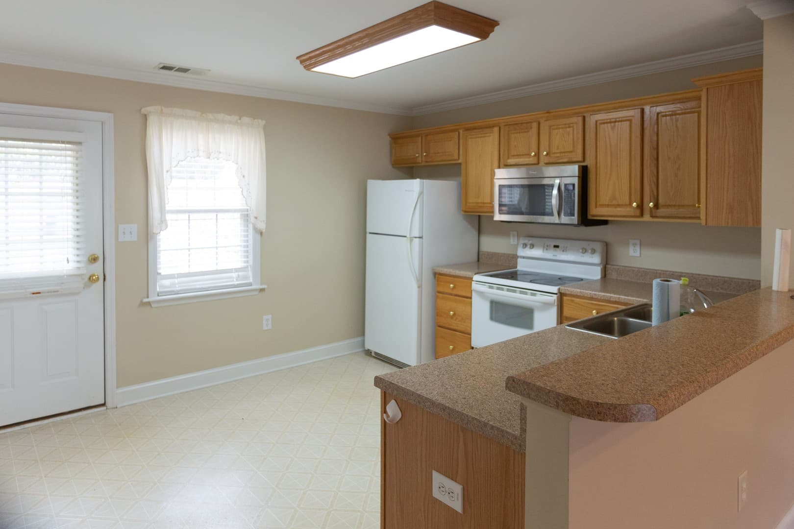 Athens Townhome: 430 Logmont Trace
