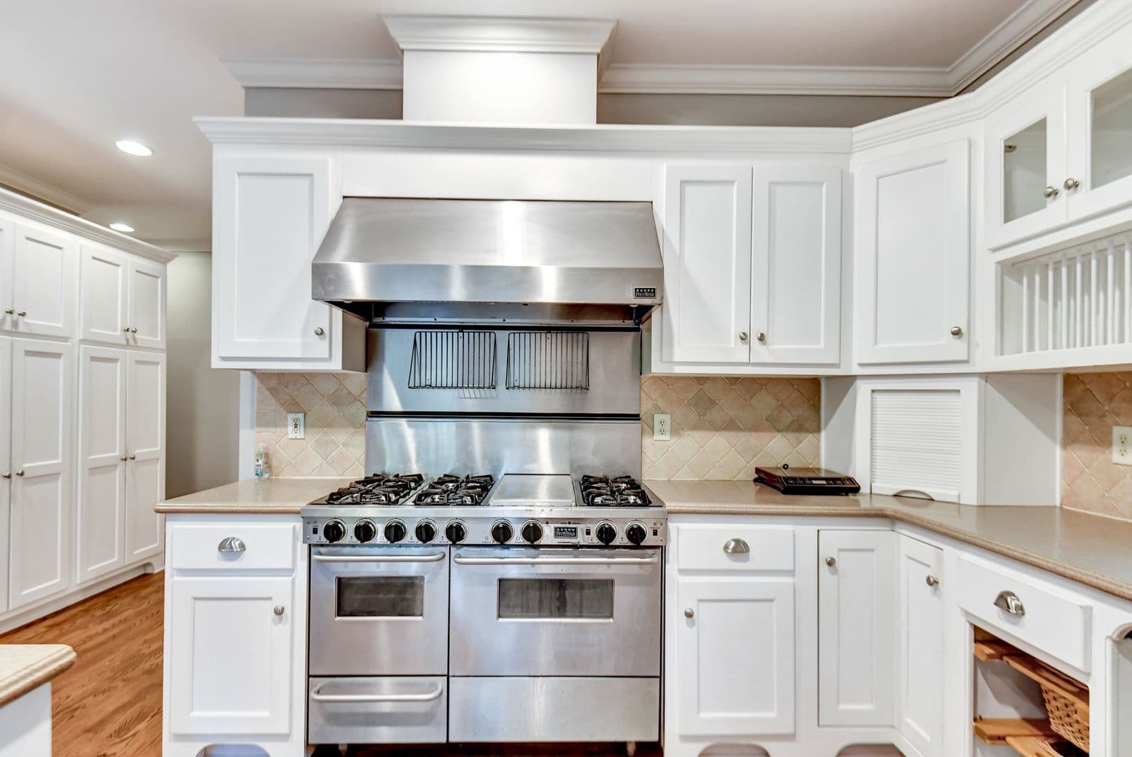 Athens House: 1170 Knob Creek Dr.