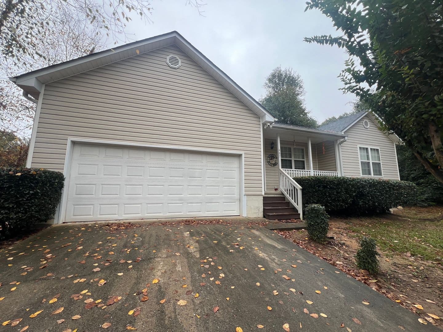 Athens House: 487 Ruth Street