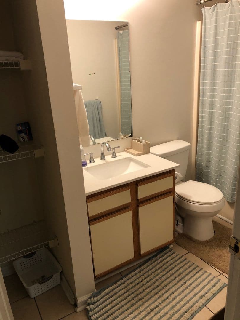 Athens House: 394 Oconee Street #25