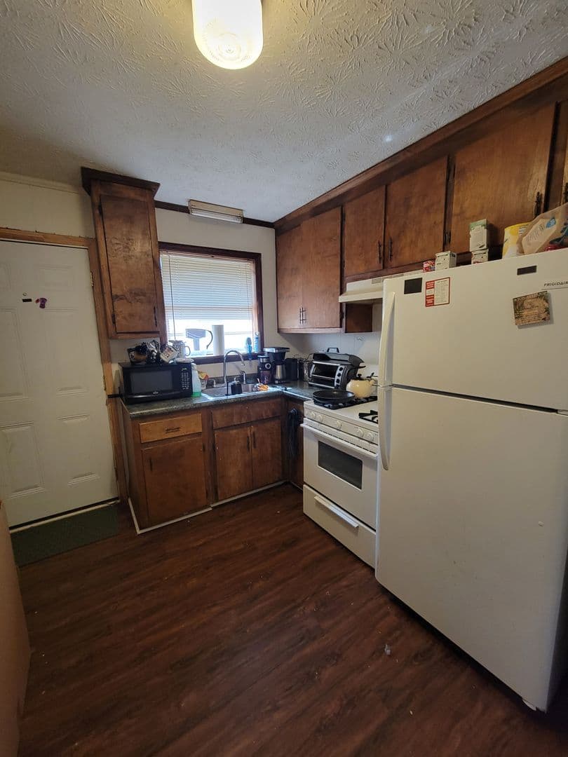 Watkinsville House: 80 Cedar Dr. Unit B