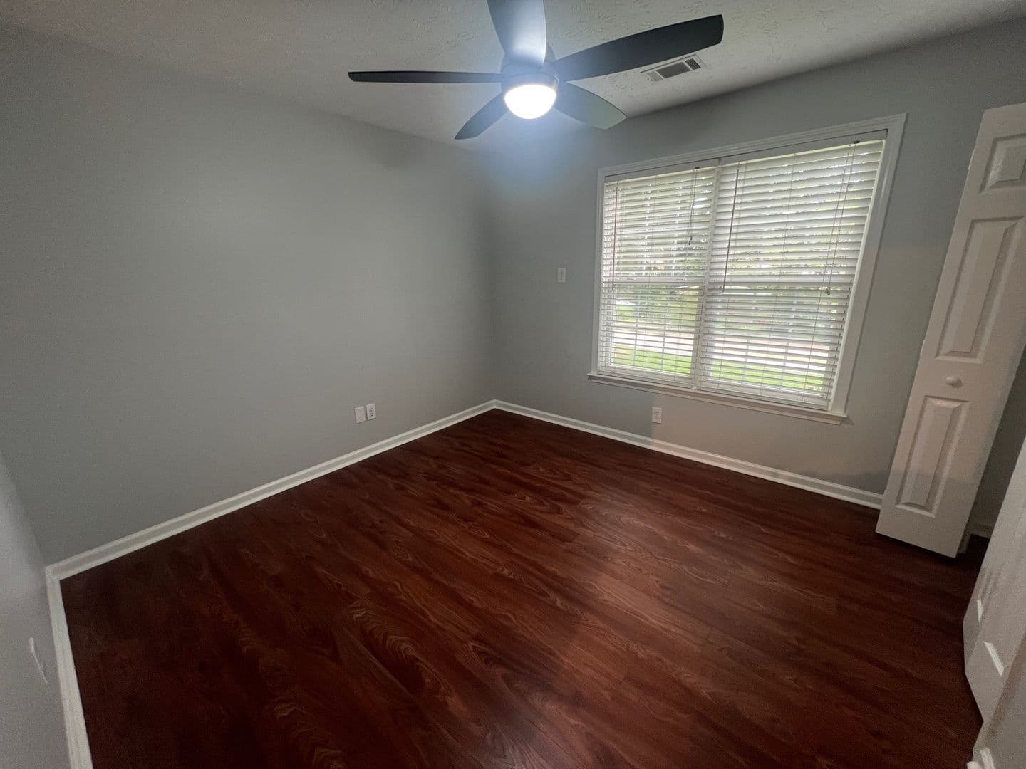 Athens House: 487 Ruth Street
